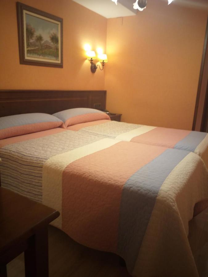 Hotel Giral Biescas  Eksteriør bilde
